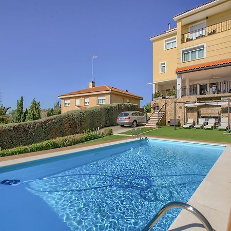 Chalet Con Piscina En Aranjuez Exterior photo